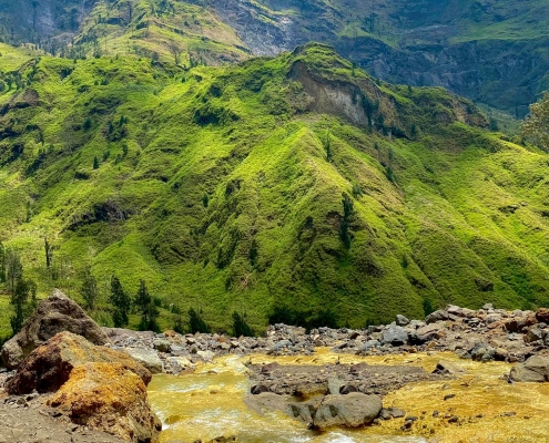 Torean valley rinjani trekking