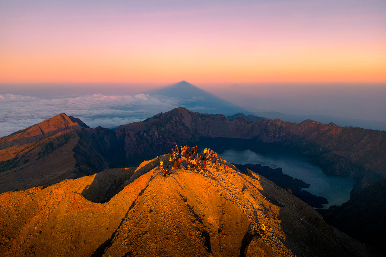 mount rinjani peak