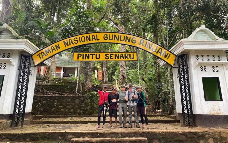 Jebag Gawah Senaru Gate